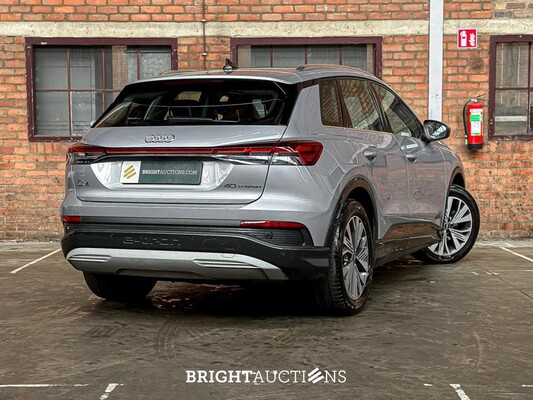 Audi Q4 e-tron 40 Launch edition Advanced Plus 77 kWh 204pk 2021 (Origineel-NL+1e eigenaar), N-596-TN