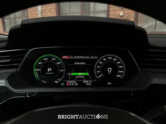 Audi e-tron 55 quattro Business edition 95 kWh 408pk 2020 (Origineel-NL+1e eigenaar), K-611-KJ