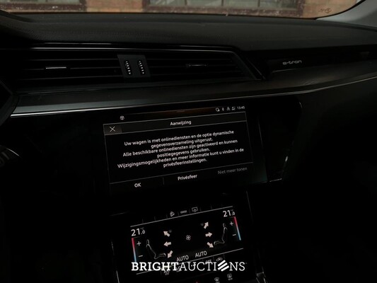 Audi e-tron 55 quattro Business edition 95 kWh 408pk 2020 (Origineel-NL+1e eigenaar), K-611-KJ