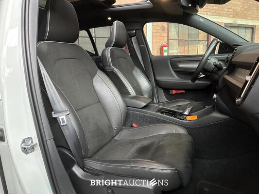 Volvo XC40 Recharge P8 AWD R-Design 408hp 2020 (Original-NL+1st owner), K-341-FK