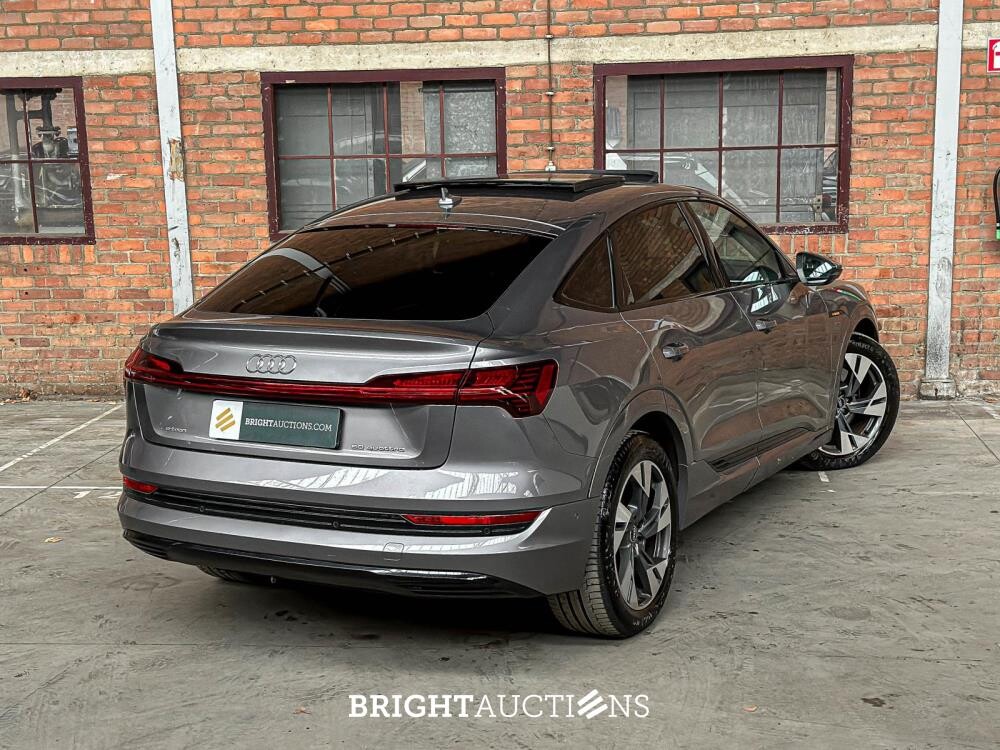 Audi e-tron Sportback 50 quattro Business edition Plus 71 kWh 313hp 2020 (Original-NL), K-606-HZ