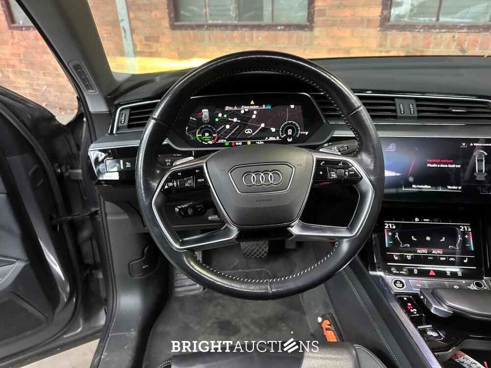 Audi e-tron Sportback 50 quattro Business edition Plus 71 kWh 313hp 2020 (Original-NL), K-606-HZ