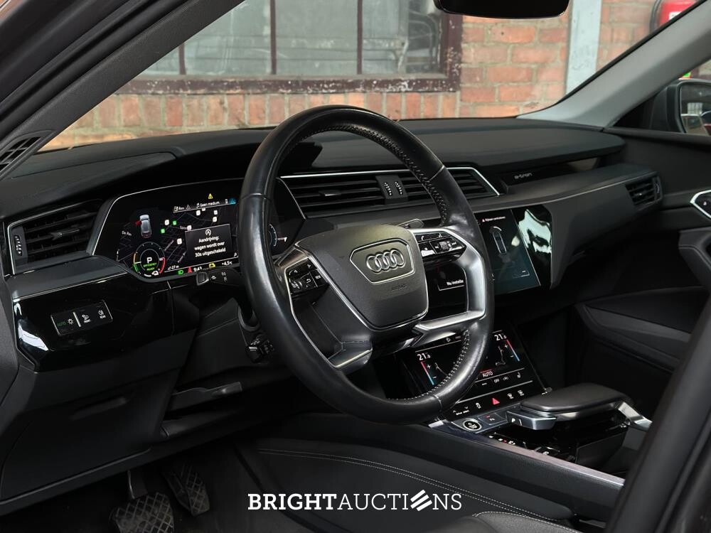 Audi e-tron Sportback 50 quattro Business edition Plus 71 kWh 313hp 2020 (Original-NL), K-606-HZ