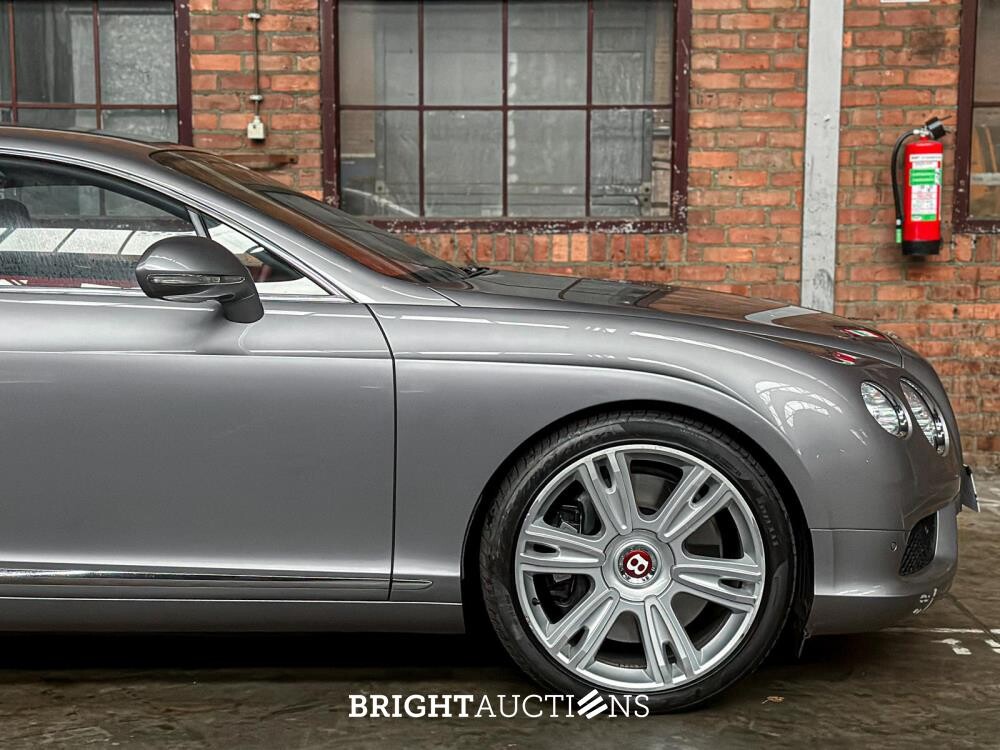 Bentley Continental GT 4.0 V8 500hp 2015 (8-Gang)