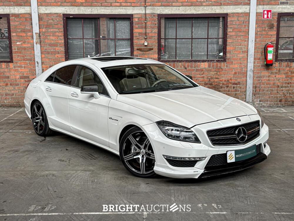 Mercedes-Benz CLS63 AMG 5.5 V8 525hp 2012 CLS-Klasse (53.000 KM)
