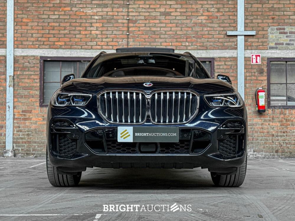 BMW X5 xDrive45e M-Sport 50 Jahre 6-cilinder 394pk 2023, X-243-GJ