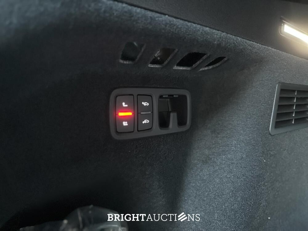 Audi Q8 55 TFSIe Quattro 3.0 V6 S-Line -Neu- 394HP 2025 Plug-In Hybrid (Werksgarantie)