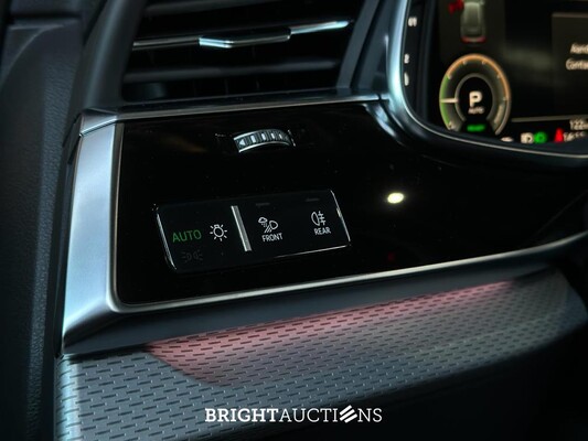 Audi Q8 55 TFSIe Quattro 3.0 V6 S-Line -Neu- 394HP 2025 Plug-In Hybrid (Werksgarantie)