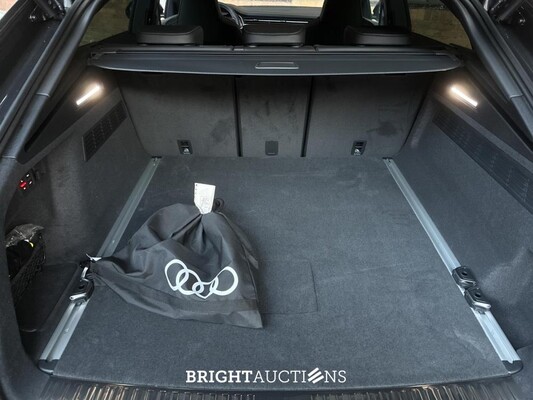 Audi Q8 55 TFSIe Quattro 3.0 V6 S-Line -Neu- 394HP 2025 Plug-In Hybrid (Werksgarantie)