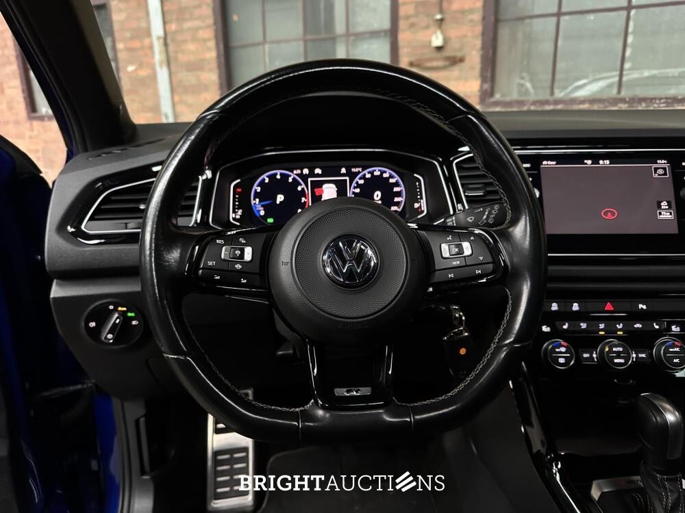 Volkswagen T-Roc R 2.0 TSI 4Motion -AKRAPOVIC- 300hp 2020
