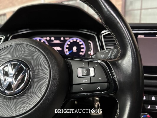 Volkswagen T-Roc R 2.0 TSI 4Motion -AKRAPOVIC- 300hp 2020
