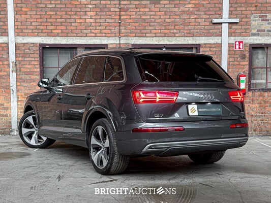 Audi Q7 3.0 TDI V6 e-tron Quattro Sport 373hp 2016 S-Line (Original-NL), KT-961-N