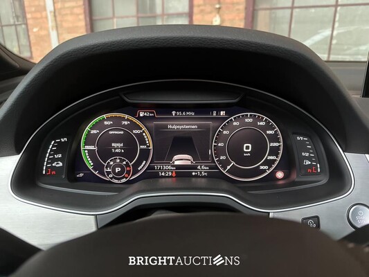 Audi Q7 3.0 TDI V6 e-tron Quattro Sport 373hp 2016 S-Line (Original-NL), KT-961-N