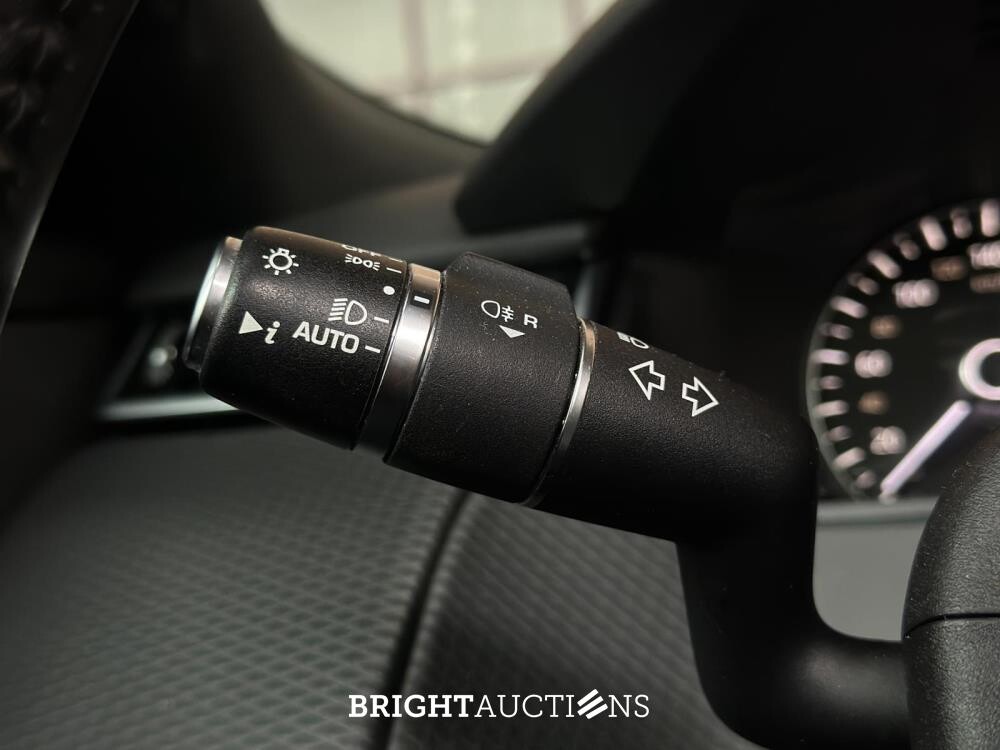 Land Rover Range Rover Velar 2.0 I4 Turbo AWD R-Dynamic SE 250hp 2017 (Original-NL), PL-742-K