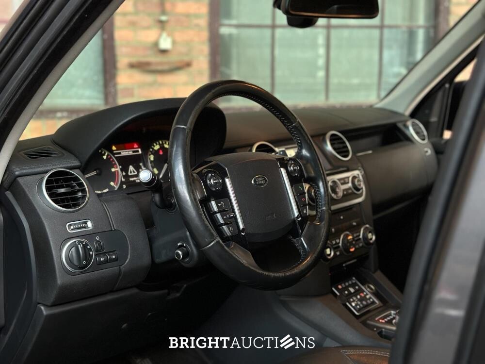 Land Rover Discovery 4 3.0 SDV6 SE HSE 256hp 2015, VNJ-87-T