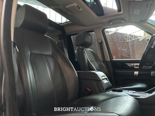 Land Rover Discovery 4 3.0 SDV6 SE HSE 256hp 2015, VNJ-87-T