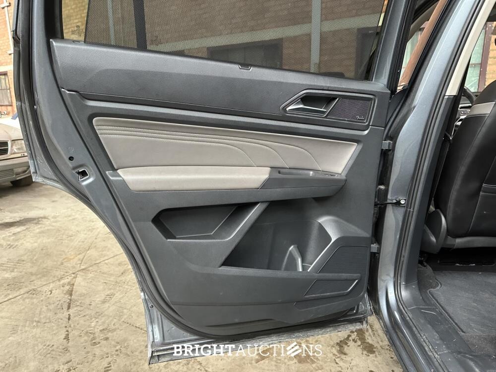 Volkswagen Atlas 3.6 V6 R-Line 7-Personen 280hp 2023