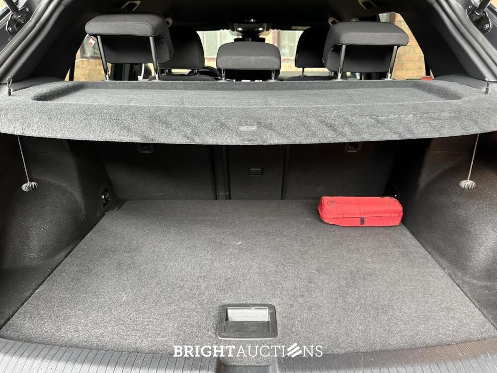 Volkswagen T-Roc R-line 1.5 150hp 2024