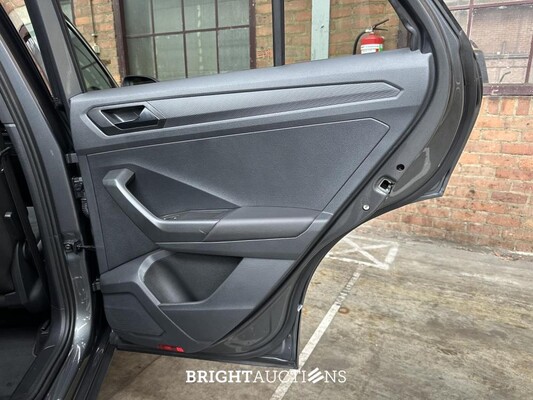 Volkswagen T-Roc R-line 1.5 150hp 2024