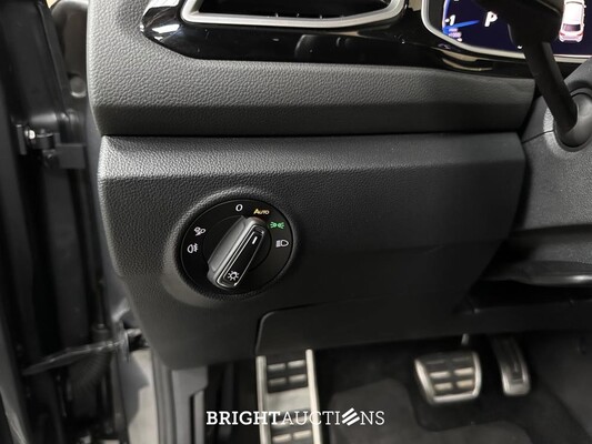 Volkswagen T-Roc R-line 1.5 150hp 2024