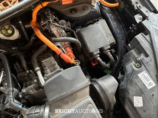 Ford Kuga 2.5 PHEV Titanium X 152hp 2021 (Original-NL + 1. Besitzer), L-036-HP