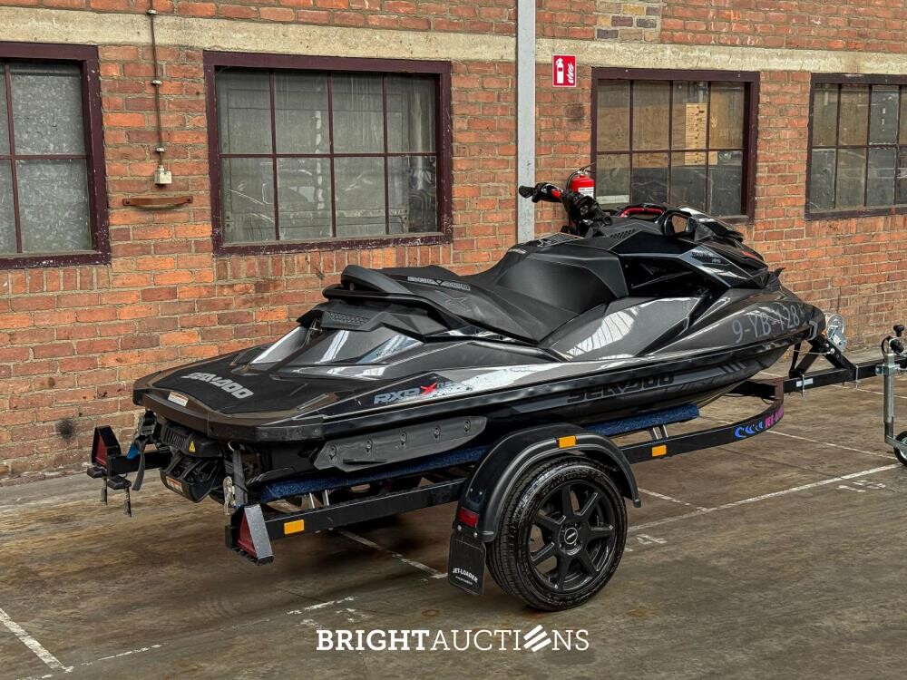 Sea-Doo RXP-X 300 Wasserfahrzeug 2019 Jetloader