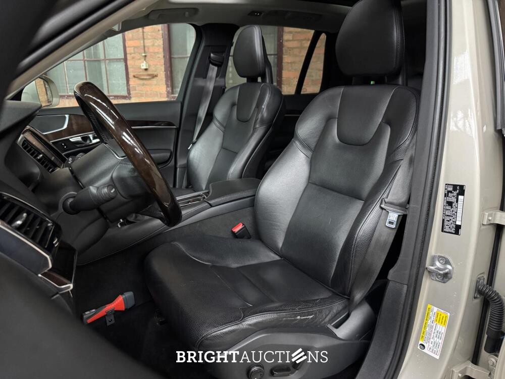 Volvo XC90 2.0 T6 AWD Inscription 320hp 2015, ZR-425-V