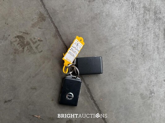 Volvo XC90 2.0 T6 AWD Inscription 320hp 2015, ZR-425-V