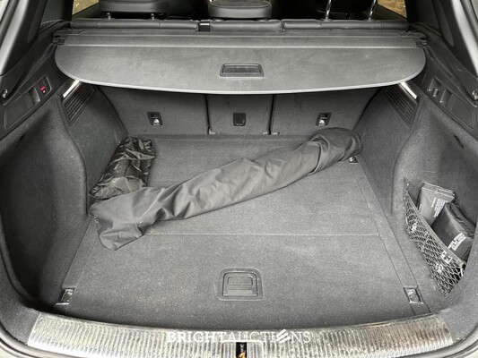 Audi Q5 2.0 TFSI Quattro Sport S Line Black Edition 252pk 2018 (Origineel-NL + 1e Eigenaar), TT-931-B