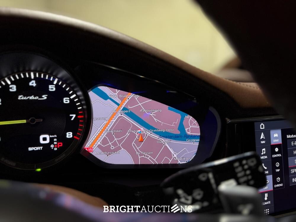 Porsche Panamera Sport Turismo Turbo S 4.0 V8 680pk 2018, L-505-FD