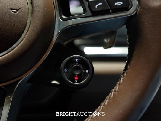 Porsche Panamera Sport Turismo Turbo S 4.0 V8 680pk 2018, L-505-FD