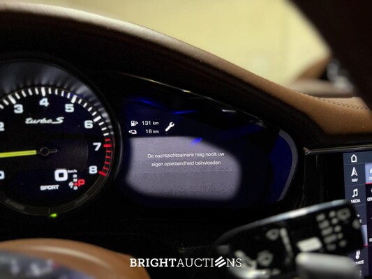 Porsche Panamera Sport Turismo Turbo S 4.0 V8 680pk 2018, L-505-FD