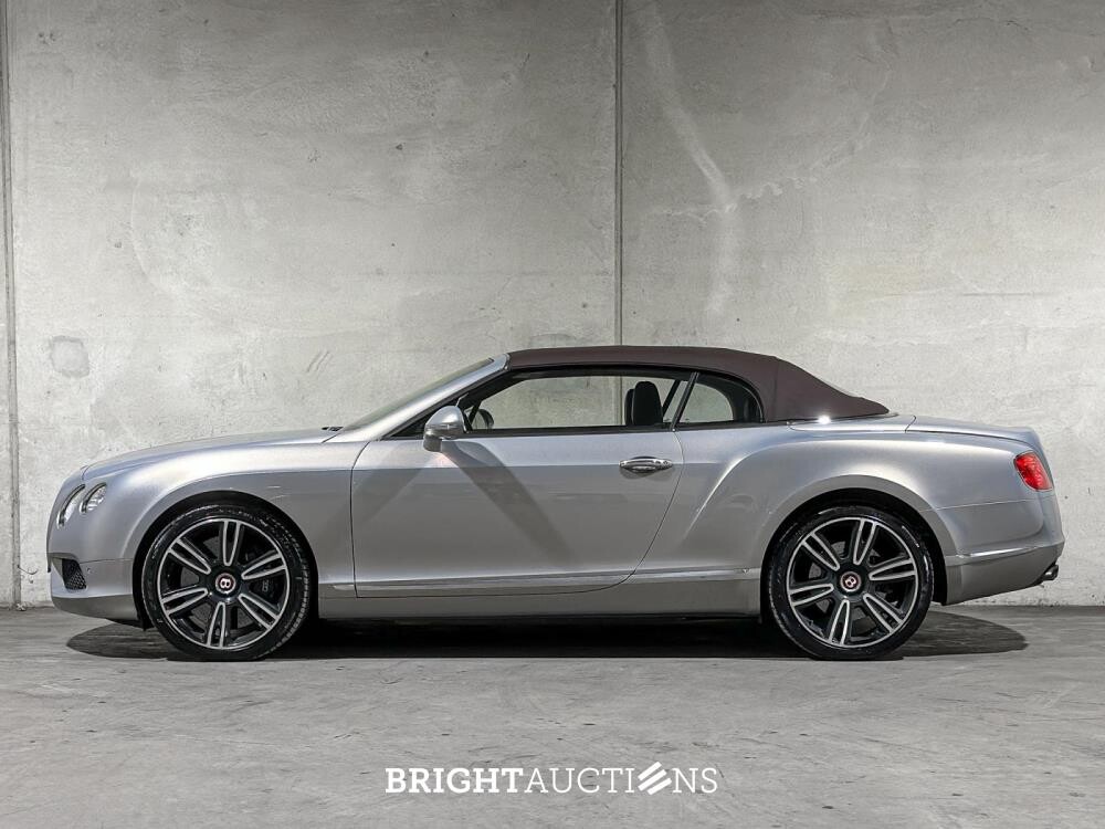 Bentley Continental GTC 4.0 V8 529pk 2013