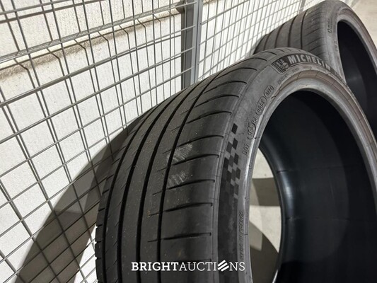 Bentley Continental GTC 4.0 V8 529pk 2013