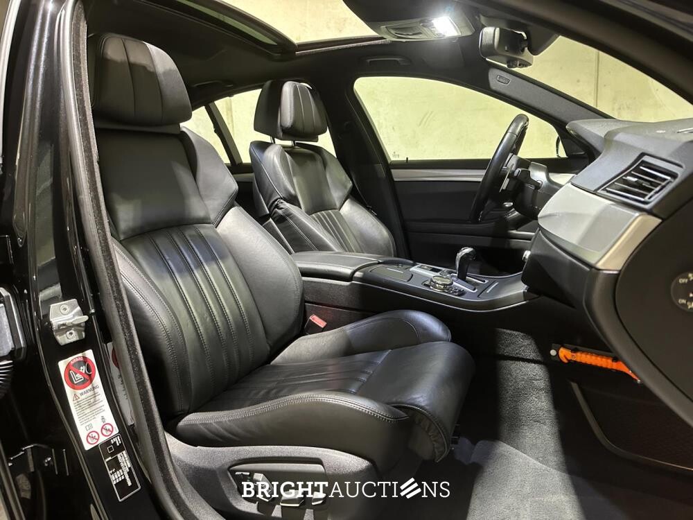 BMW M5 F10 4.4 V8 560pk 2014 5-Serie, 3-ZLJ-94