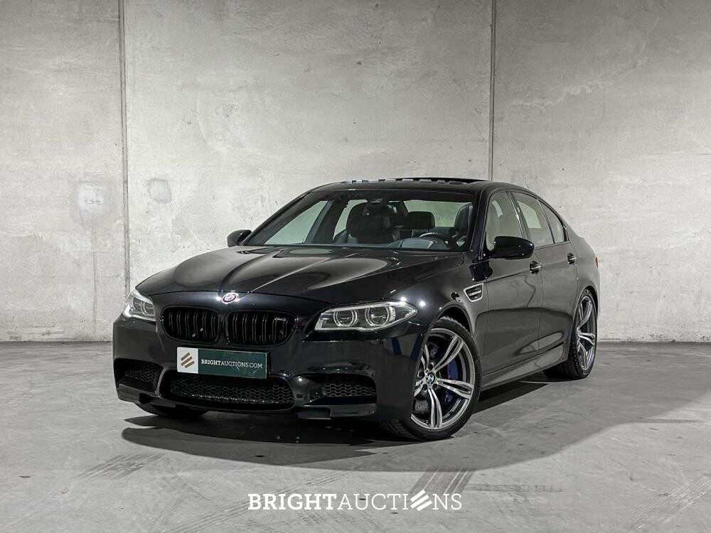 BMW M5 F10 4.4 V8 560pk 2014 5-Serie, 3-ZLJ-94