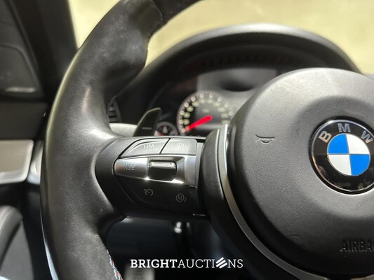 BMW M5 F10 4.4 V8 560pk 2014 5-Serie, 3-ZLJ-94