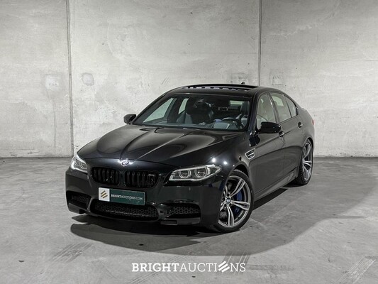 BMW M5 F10 4.4 V8 560pk 2014 5-Serie, 3-ZLJ-94
