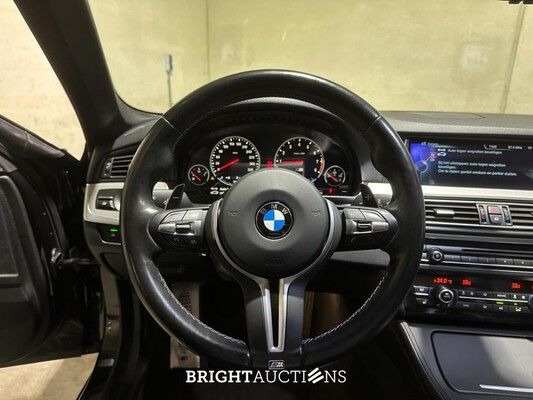 BMW M5 F10 4.4 V8 560pk 2014 5-Serie, 3-ZLJ-94