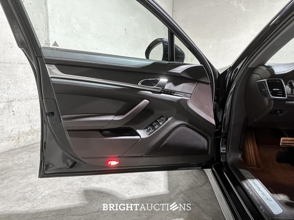 Porsche Panamera 3.6 V6 4WD 300pk 2012, G-397-TZ