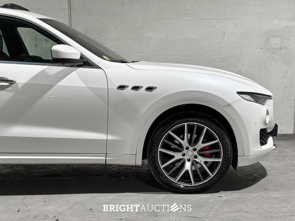 Maserati Levante 3.0 V6 D AWD 275pk 2017 (Origineel-NL), ND-376-K