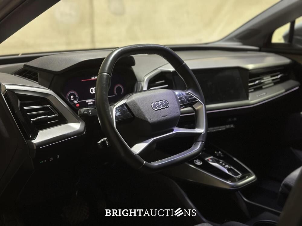 Audi Q4 e-tron 40 Launch Edition Advanced 77 kWh 204pk 2021 (Origineel-NL + 1e Eigenaar), N-401-PG