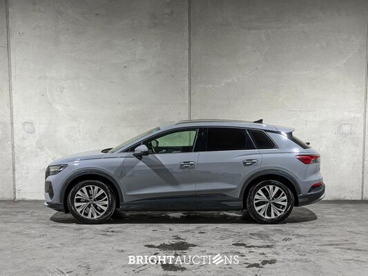 Audi Q4 e-tron 40 Launch Edition Advanced 77 kWh 204pk 2021 (Origineel-NL + 1e Eigenaar), N-401-PG