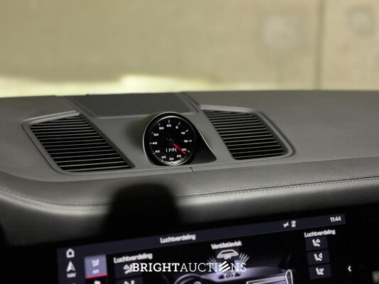 Porsche Cayenne Turbo 4.0 V8 549pk 2019, J-757-HF