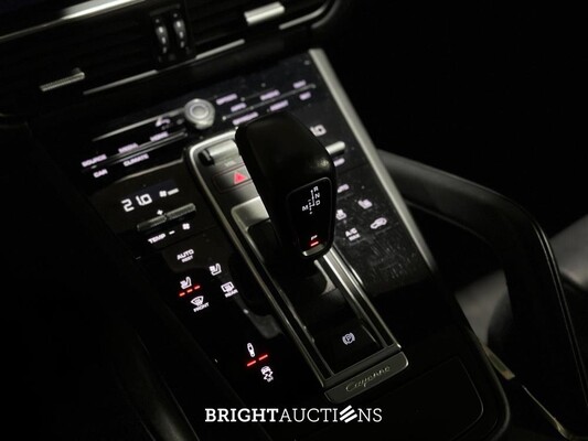 Porsche Cayenne Turbo 4.0 V8 549pk 2019, J-757-HF