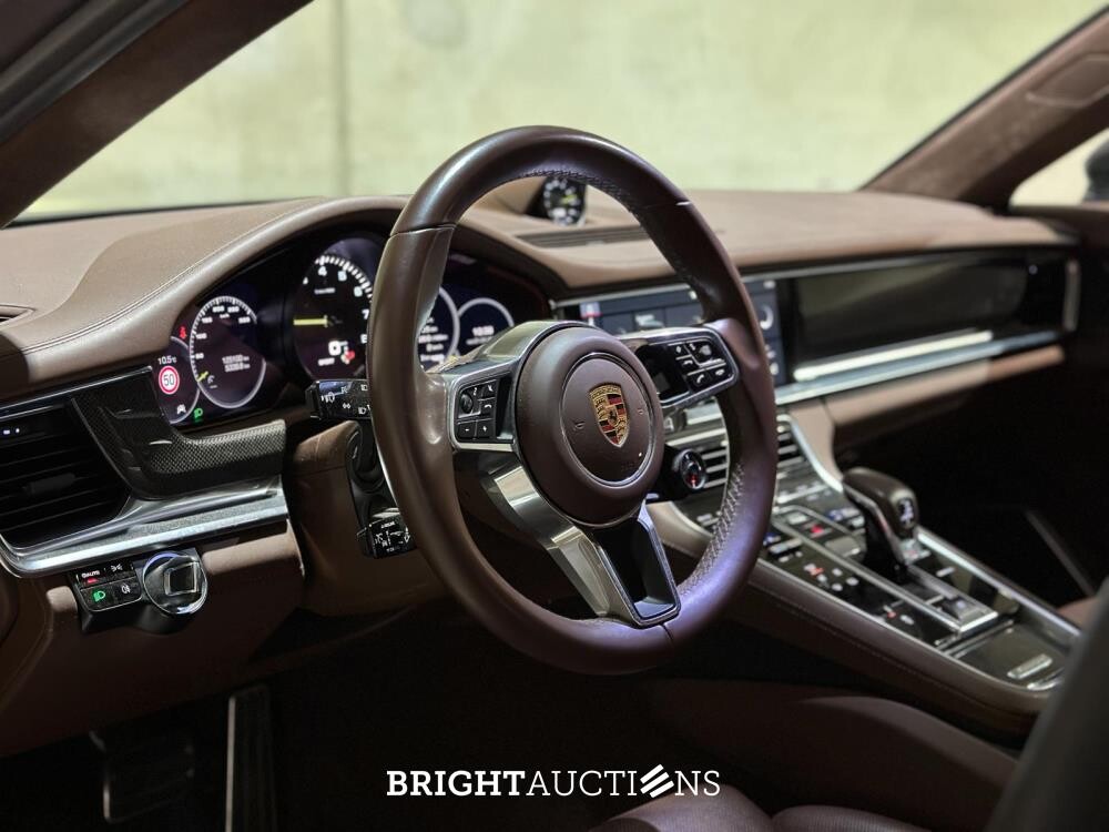 Porsche Panamera Sport Turismo 4 E-Hybrid 2.9 V6 462pk 2018 (Origineel-NL), RR-070-R
