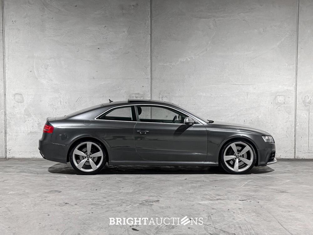 Audi RS5 Coupé 4.2 FSI V8 Quattro 450pk 2010, XN-941-L Youngtimer