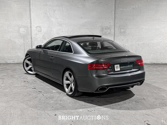 Audi RS5 Coupé 4.2 FSI V8 Quattro 450pk 2010, XN-941-L Youngtimer
