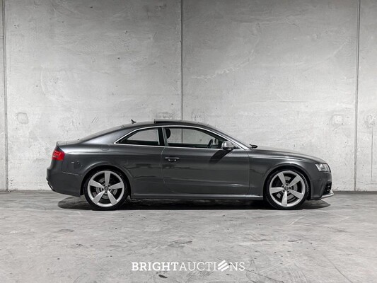 Audi RS5 Coupé 4.2 FSI V8 Quattro 450pk 2010, XN-941-L Youngtimer