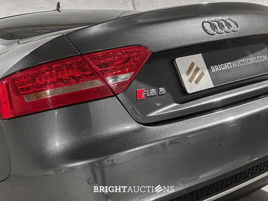 Audi RS5 Coupé 4.2 FSI V8 Quattro 450pk 2010, XN-941-L Youngtimer